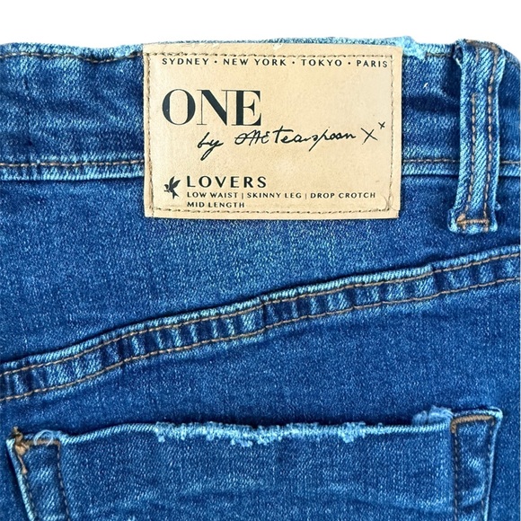 One Teaspoon Lovers Distressed Low Waist Button Fly Jean‎ Shorts - Size 26 - NWT - Picture 9 of 10